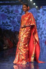 Model walk the ramp for Gaurang Designer at Lakme Fashion Week Day 3 on 23rd Aug 2019 (131)_5d60f39dcfd17.JPG