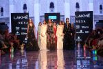 Model walk the ramp for Nachiket Barve on Lakme Fashion Week Day 3 on 23rd Aug 2019 (401)_5d60f7e303657.JPG