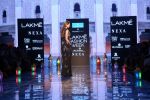Rakul Preet Singh walk the ramp for Nachiket Barve on Lakme Fashion Week Day 3 on 23rd Aug 2019 (364)_5d60f4a373dcb.JPG