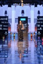 Rakul Preet Singh walk the ramp for Nachiket Barve on Lakme Fashion Week Day 3 on 23rd Aug 2019 (366)_5d60f8c1bf05b.JPG