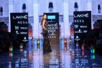 Rakul Preet Singh walk the ramp for Nachiket Barve on Lakme Fashion Week Day 3 on 23rd Aug 2019 (398)_5d60f906920c0.JPG