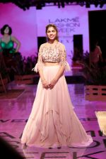 Sharmin sehgal At Lakme Fashion Show Day 3 on 23rd Aug 2019 (8)_5d60ea5e68755.JPG