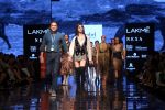 Tara sutaria walk the ramp for Ritu Kumar at Lakme Fashion Week Day 3 on 23rd Aug 2019 (99)_5d60f8ec8be3a.JPG