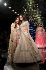 Ananya Pandey walks for Anushree Reddy at LFW 2019 on 24th Aug 2019  (53)_5d638a2bf31d3.JPG