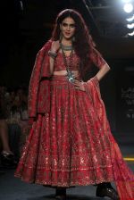 Genelia D_Souza walk the ramp for Saroj Jalan At lakme fashion week 2019 on 25th Aug 2019 (12)_5d63919d94e91.JPG
