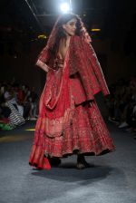 Genelia D_Souza walk the ramp for Saroj Jalan At lakme fashion week 2019 on 25th Aug 2019 (18)_5d6391ae9b812.JPG
