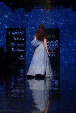 Kangana Ranaut walk the ramp for Disha Patil At lakme fashion week 2019 on 25th Aug 2019 (83)_5d6391b1e0483.JPG