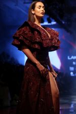Malaika Arora walk the ramp at lakme fashion week 2019 on 25th Aug 2019 (29)_5d63921b84830.JPG