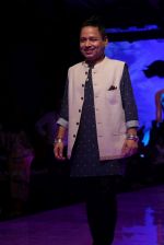 kailash Kher At lakme fashion week 2019 Day 4 on 25th Aug 2019