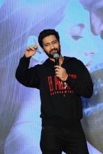 Vicky Kaushal Celebrate The Success Of Single Song Pachtaoge on 27th Aug 2019  (28)_5d6625944a2aa.JPG