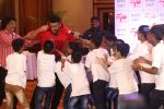 Arjun Kapoor celebrates rose day with cancer patients at Taj Lands End bandra on 24th Sept 2019 (21)_5d8b175cd9055.JPG