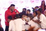 Arjun Kapoor celebrates rose day with cancer patients at Taj Lands End bandra on 24th Sept 2019 (22)_5d8b175f56aaa.JPG