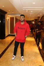 Arjun Kapoor celebrates rose day with cancer patients at Taj Lands End bandra on 24th Sept 2019 (3)_5d8b172b5147d.JPG