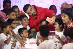 Arjun Kapoor celebrates rose day with cancer patients at Taj Lands End bandra on 24th Sept 2019 (33)_5d8b177e164a6.JPG