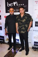Rakesh Roshan with Shashi Ranjan during 17th Edition of BETI A Fashion Fundraiser Show on 14 May 2023_6464f9a4aa01e.jpg