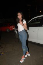 Ananya Panday spotted at Kromakay Juhu on Sep 24 2019 (8)_646635284820d.JPG