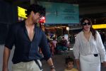 Addite Malik, Mohit Malik along with their child at the aiport on 20th May 2023 (14)_646dac1b3abdc.jpg