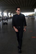 Anil Kapoor dressed in black with shades at the airport on 19th May 2023 (7)_646da94245444.jpg