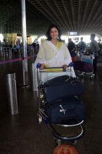 Niharica Raizada at Airport on 22nd May 2023 (6)_646de3dbb2a61.jpg