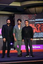 Shahid Kapoor, Ali Abbas Zafar, Himanshu Kishan Mehra at the trailer launch of Bloody Daddy on 24 May 2023 (4)_646e4a614be4a.jpg