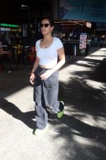 Sonia Balani dressed in a white top black jeans and green shoes on 23rd May 2023 (13)_646e1ac3e8fb2.jpg