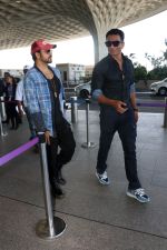 Sonu Sood with Gautam Gulati wearing all jeans, dark glasses and sneakers (22)_6475d8febd274.jpg