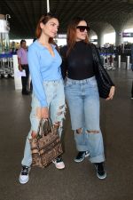 Sisters Sukriti Kakar and Prakriti Kakar dressed in blue holding Christian Dior Paris and Evalulu Leather Handbag wearing Jordon Nike Shoes (5)_6479834d2d854.jpg