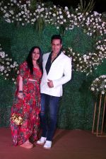 Sudhanshu Pandey with wife Mona Pandey attends Sonnalli Seygall and Ashesh L Sajnani Wedding Reception (2)_6482f4dfc1469.jpg