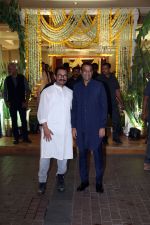 Aamir Khan and the groom at Madhu Mantena and Ira Trivedi wedding ceremony on 11 Jun 2023 (4)_6486fed04d91a.jpg