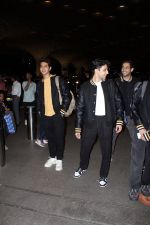 The Archies cast team on 13 Jun 2023 at the airport departure (5)_6487dfb4e472c.jpg