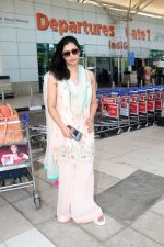 Niharica Raizada dressed in light pink chudidaar spotted at the airport on 15 Jun 2023 (6)_648a8d2ba17e6.jpg