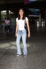 Manushi Chhillar seen at airport dressed in white top blue jeans and a celine cap on 17 Jun 2023 (8)_648d94b585a48.JPG