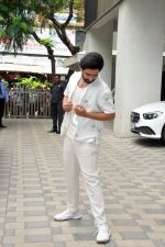 Amaal Mallik pose for the camera at the T-Series office on 19 Jun 2023 (1) (2)_649053f78dbcd.JPG