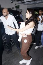 Janhvi Kapoor seen at the airport on 4 July 2023 (22)_64a3916ae45fd.JPG