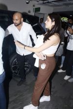 Janhvi Kapoor seen at the airport on 4 July 2023 (23)_64a3916ebd3cf.JPG