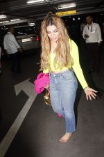 Rakhi Sawant seen at the airport at wee hours of 4 July 2023 (26)_64a38eec1827e.JPG