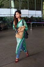 Richa Ravi Sinha seen at the airport on 4 July 2023 (3)_64a4219e87639.jpg