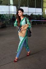 Richa Ravi Sinha seen at the airport on 4 July 2023 (4)_64a421a06d641.jpg