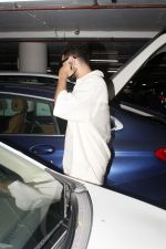 Siddhant Chaturvedi seen at the airport on 4 July 2023 (17)_64a4ea13cb5fc.JPG