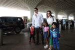 Sunny Leone with husband Daniel Weber and kids Nisha, Asher, Noah seen at the airport on 7 July 2023 (5)_64a80b822e498.JPG
