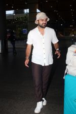 Siddharth Chandekar seen at the airport on 18 July 2023 (10)_64b6942ccbf55.JPG