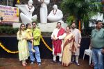 Naman Nitin Mukesh, Neil Nitin Mukesh, Nishi Mukesh, Nitin Mukesh, Nurvi Neil Mukesh, Rukmini Sahay attend the 100th birth anniversary of Mukesh Ji paying Humble Tribute at Mukesh Chowk on 22 July 2023 (16)_64bbf9587a129.jpeg