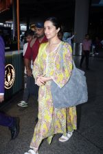 Shraddha Kapoor seen at the airport on 22 July 2023 (13)_64bbfd3097273.JPG