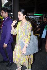 Shraddha Kapoor seen at the airport on 22 July 2023 (16)_64bbfd35dfba4.JPG
