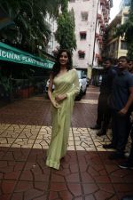 Janhvi Kapoor at the National College for Bawaal movie promotion on 24 July 2023 (22)_64be8f653884e.jpeg
