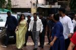 Janhvi Kapoor, Varun Dhawan at the National College for Bawaal movie promotion on 24 July 2023 (3)_64be8ecf028e2.jpeg