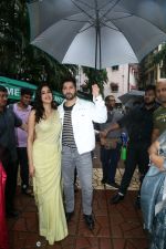 Janhvi Kapoor, Varun Dhawan at the National College for Bawaal movie promotion on 24 July 2023 (9)_64be8ed9aff95.jpeg