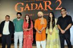 Ameesha Patel, Anil Sharma, Guest, Simrat Kaur, Sunny Deol, Utkarsh Sharma at the trailer launch of film Gadar 2 on 26 July 2023 (32)_64c1491870dc7.JPG