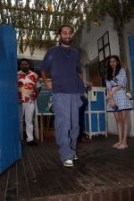 ORRY seen outside Olive Restaurant for lunch in Bandra on 26 July 2023 (17)_64c12bc9176c1.jpeg