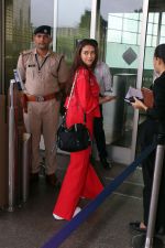 Aditi Rao Hydari in red seen at the airport on 30 July 2023 (22)_64c6566eb2632.JPG